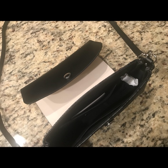 Authentic Coach - Picture 3 of 5